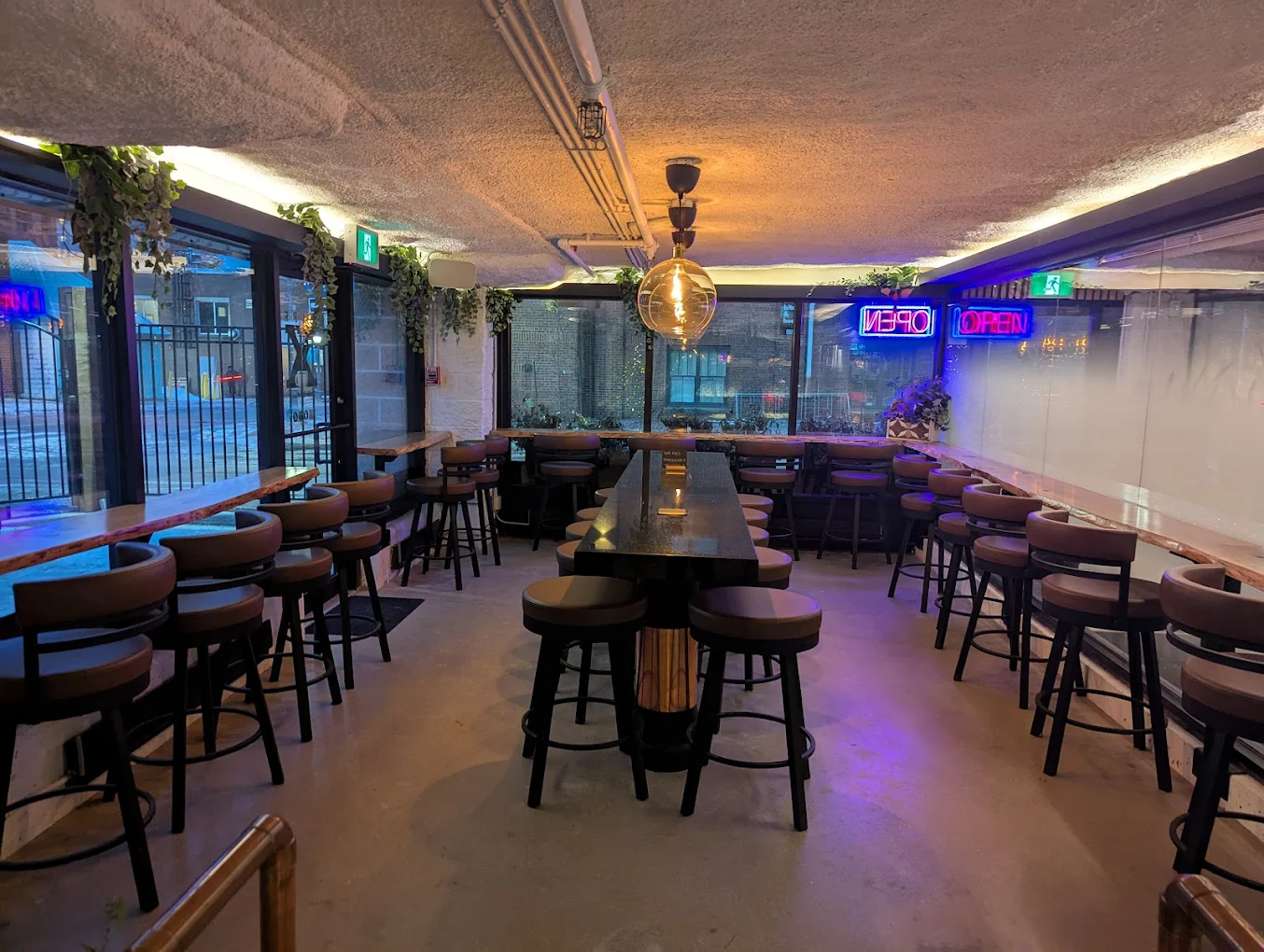 Cafe X event atmosphere